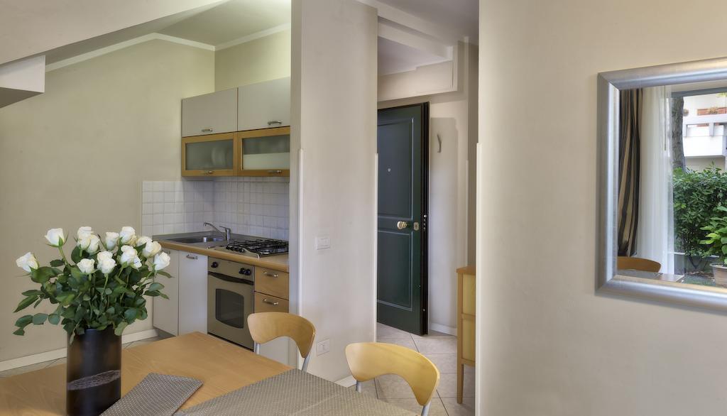 Residence Hamilton Riccione Rum bild